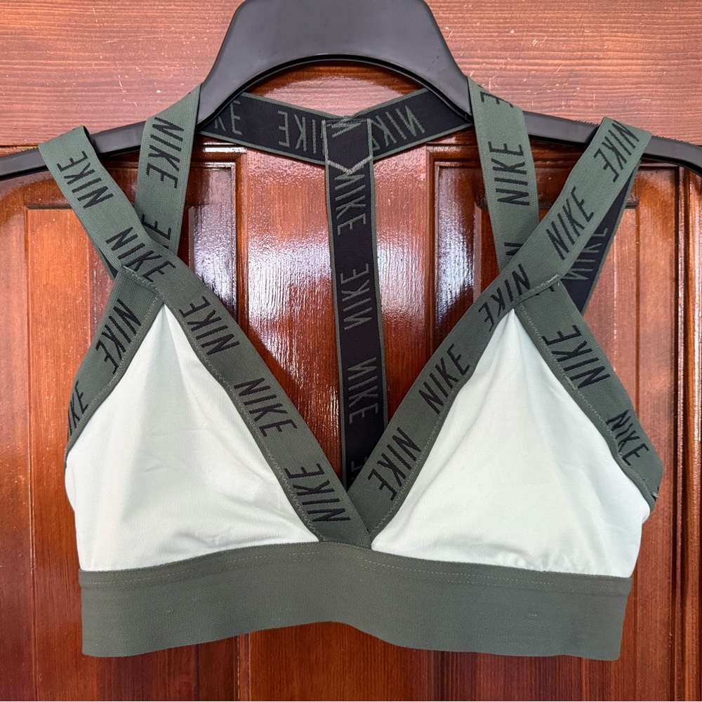 Nike Women's Sports Bra